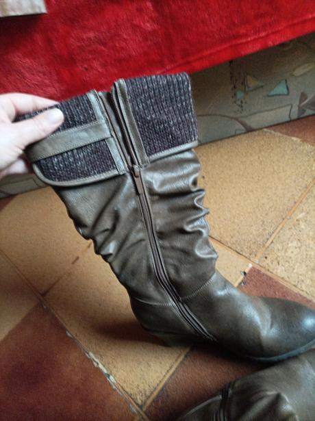 Čižmy, clara barson,40