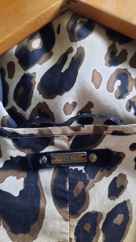 Tigrovaný top, guess,xs