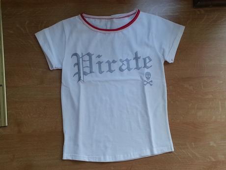 Dievčenské tričko., 164