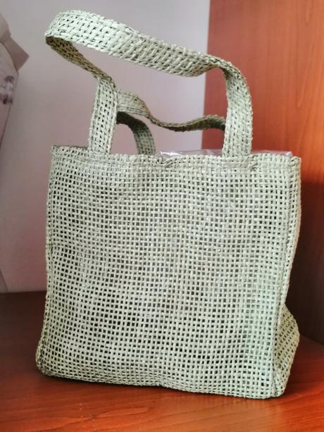 Taska mala svetlozelena, 