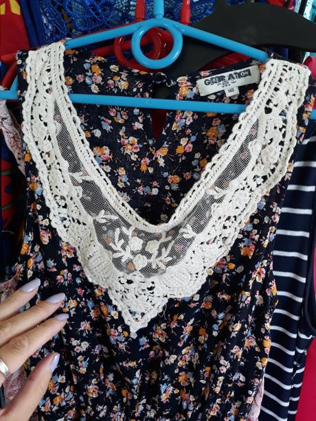 Šatičky s vreckami, new look,140