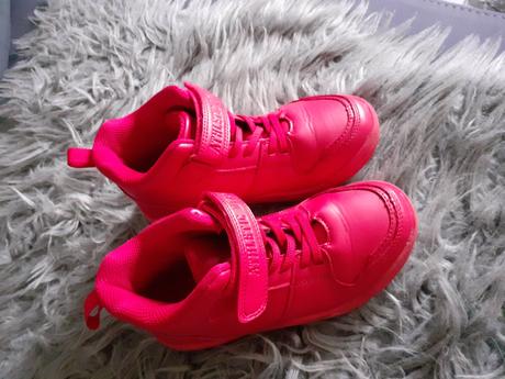 Tenisky, reserved,33