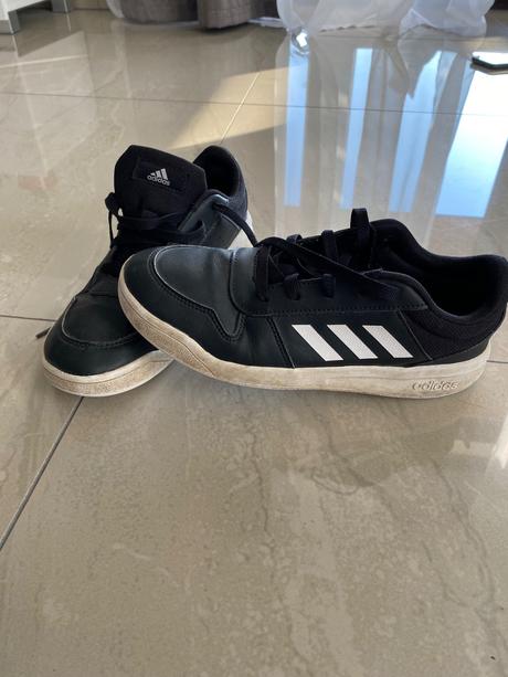 Botasky, adidas,37