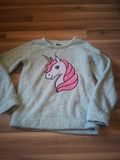 Teply svetrík pod vestu, takko,158