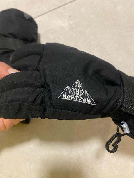 Zimné rukavice lyžiarske,