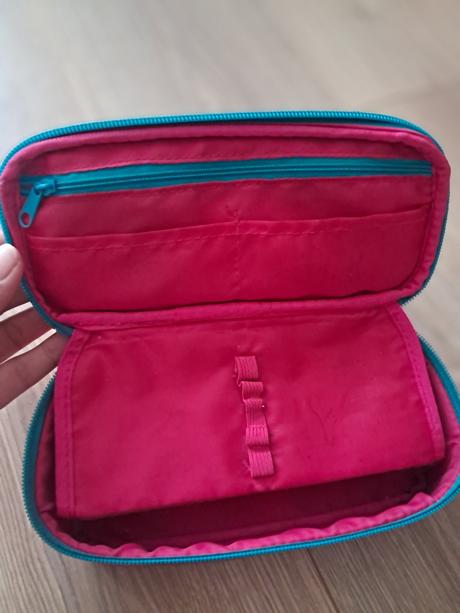 Etue peračník/puzdro s chlopňou,