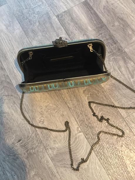 Hous of harlow clutch, house