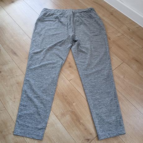 Športové tepláky/legíny, l