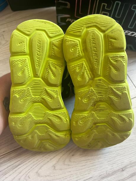 Sandale, skechers,30