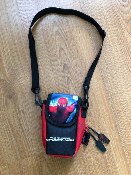 Spiderman kapsička marvel+nálepky, 
