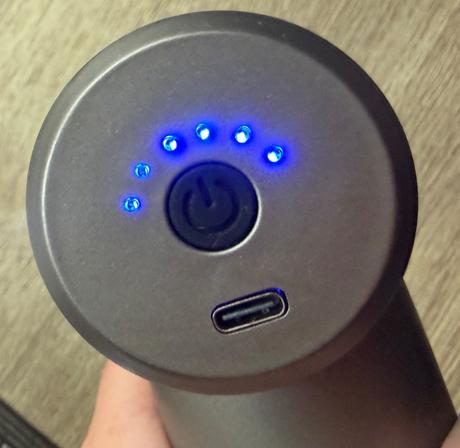 Masážna pištoľ massage gun verk 25w 4 nástavce,
