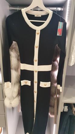 Nové svetríkové šaty, 