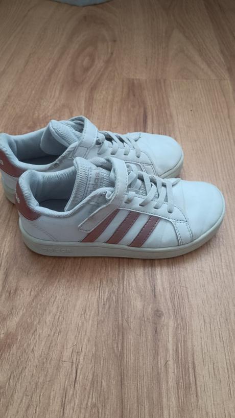 Adidas tenisky 31, adidas,31