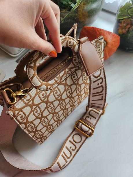 Dámska kabelka liu jo, liu jo