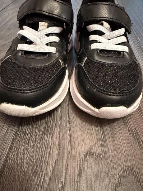 Tenisky blikacky, lupilu,29