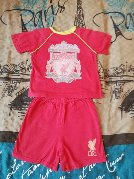 Pyžamo fc liverpool, 128