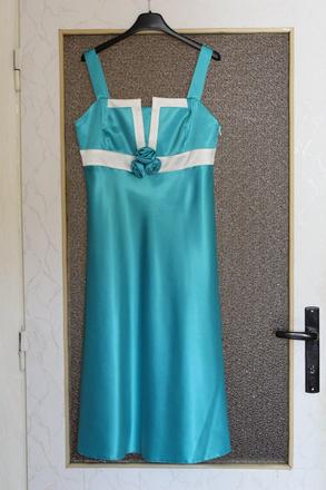 Slávnostné šaty, 40