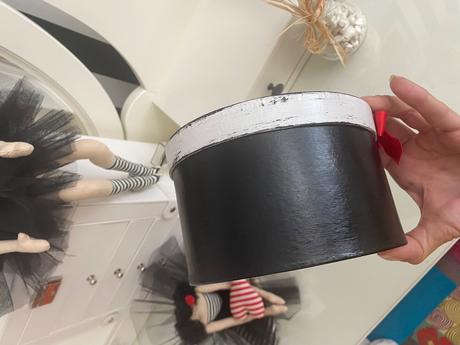 Krabička s mašľou,