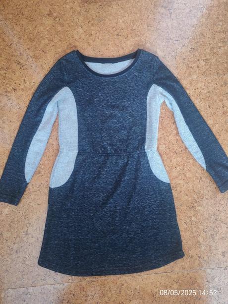 Hrubšie šaty, pepperts,134