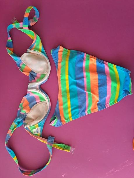 Dámske plavky pásikavé v. 38, 38