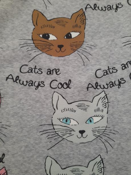 Elastické šaty, 140