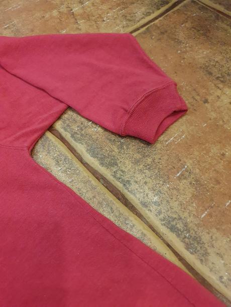 Cyklámenová retro mikina veľ. m, m