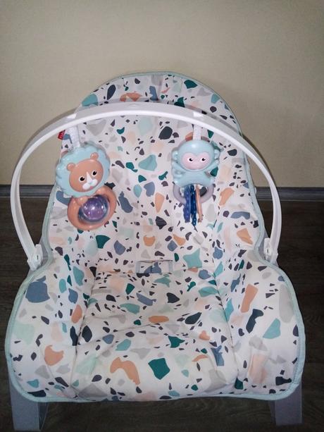 Vibračné kreslo fisher price, 