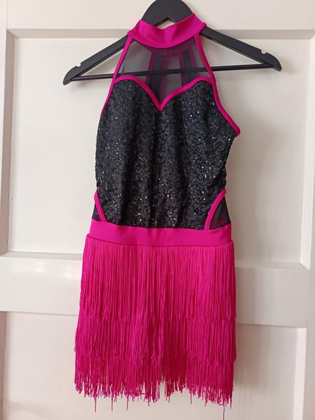 Tanecne saty pre slecnu cca vek 4-5 r., 98