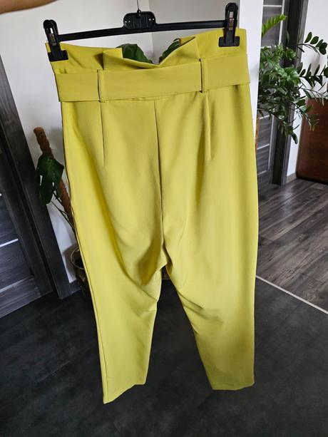 Krikľavé nohavice, reserved,m