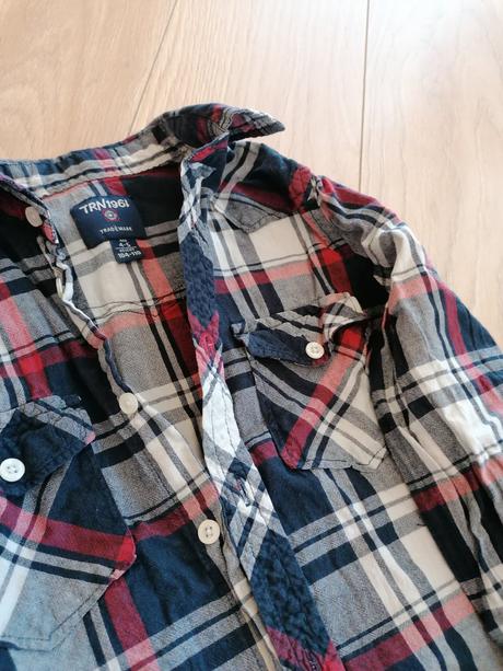 Kockovana košeľa, 110