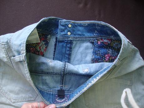 Riflove šortky bershka s nízkym pudlom takmer nové, 36