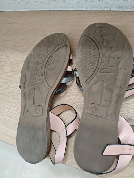 Sandale č.37, 37
