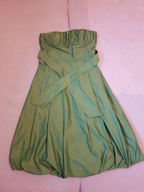 Šaty slávnostné, 34