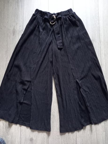 Nohavice 3/4 siroke, bershka,s