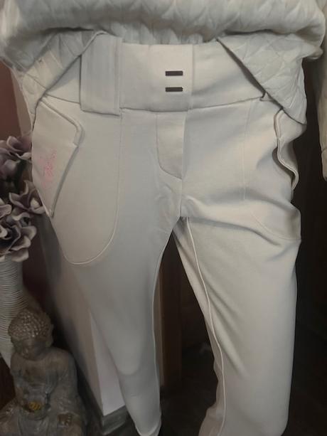 Svetlobéžové elastické pohodlné nohavice magenta, m