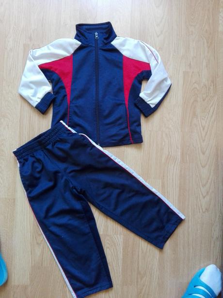 Teplakova súprava , 104