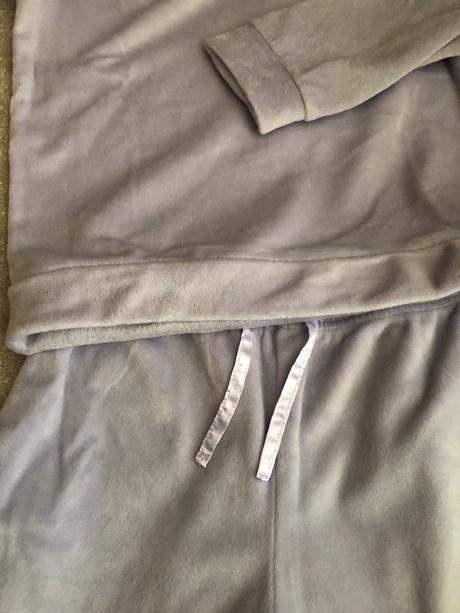 Pyzamko na zimu, f&f,146