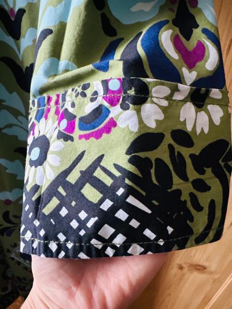 Kvetované šaty vpredu na zips xs/s, zara,xs