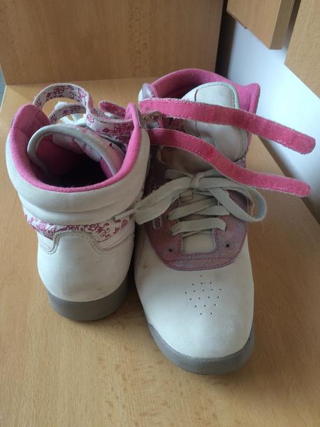 Kvalitné kožené botasky, reebok,41