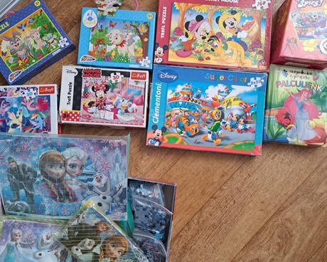 Zvukové hračky, pucle, kocky,vkladacky drevene rôz, 