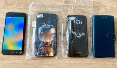Iphone 8 s prislusenstvom, apple