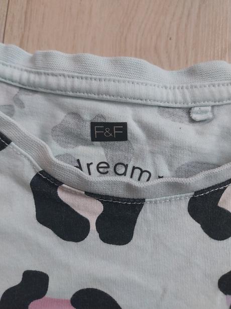 Pyzamo v.146, f&f,146