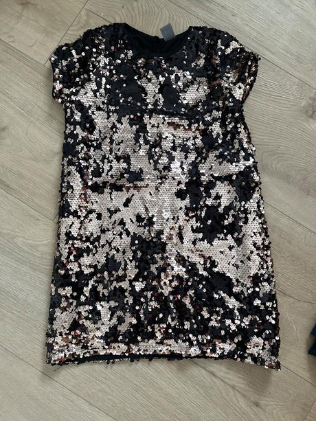 Flitrove šaty, pepco,134