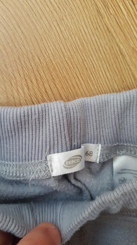 Sivé tepláčky, pepco,68