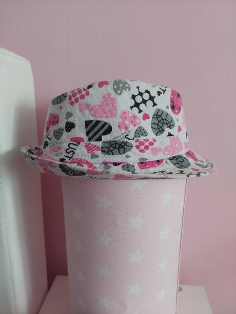 Klobúčik 110/116, 110