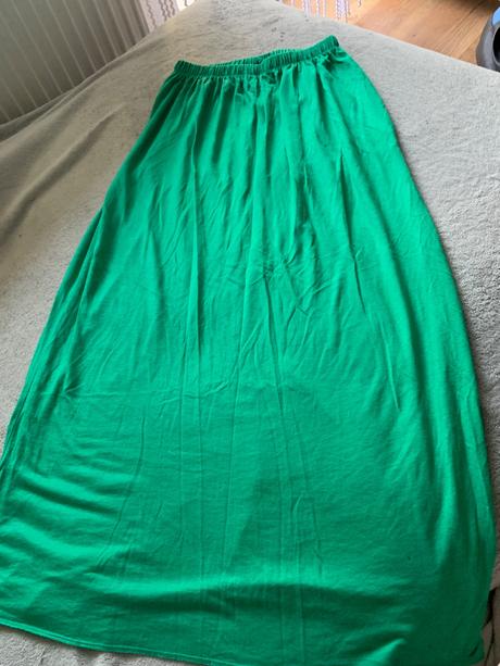 Dievcenska sukna, 158