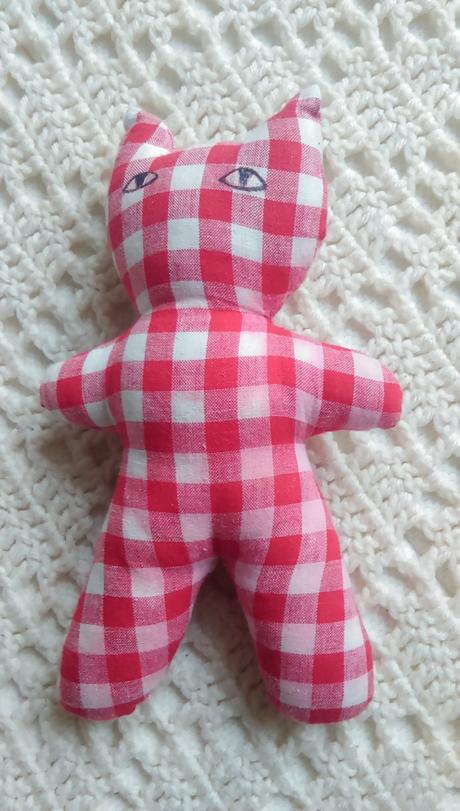 Textilná mačička,