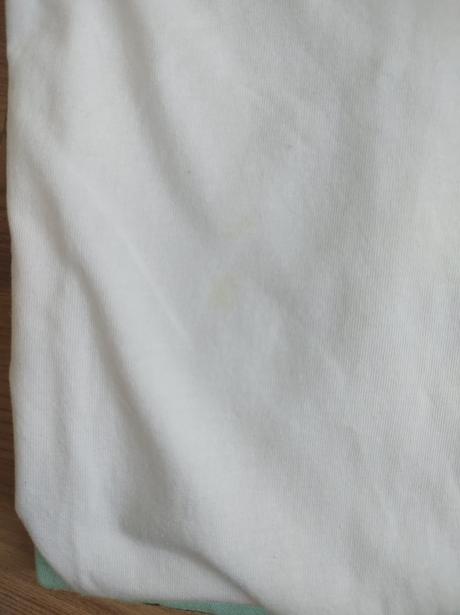 2 tričká a 1 tielko, 152