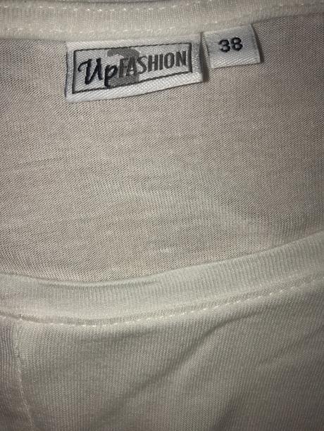 Tenké biele tričko, 38