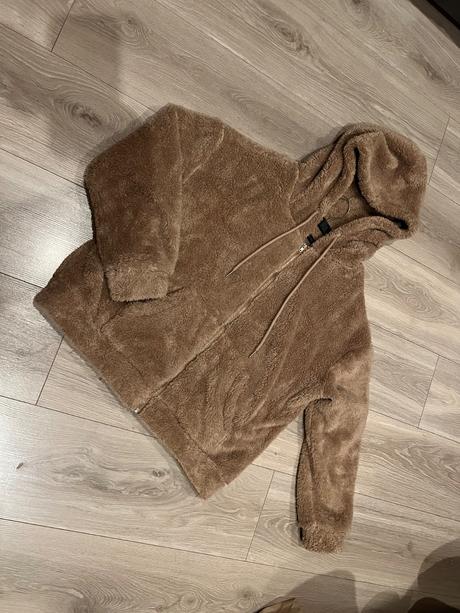 Velmi teplá mikina, s